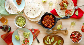 Table food drinks plates meal - aquirax uno free wallpaper for desktop