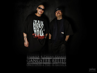 Two men black background white - im free wallpaper