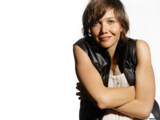 Woman arms crossed posing head - fanny mcian free wallpaper