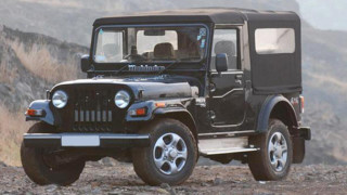 Jeep parked rocky hill mountains - bholekar srihari free wallpaper
