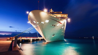 Large white boat docked pier - a large white boat free wallpaper