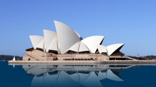 Large building water boat scenery - architecture free wallpaper