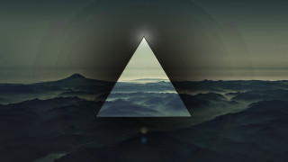 Triangle mountain light center object - a triangle free wallpaper