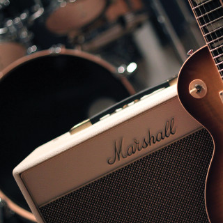 Guitar amp table drum background - a tilt shift photo free wallpaper