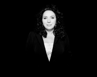 Ayshia taskin black jacket dark - serial art free wallpaper