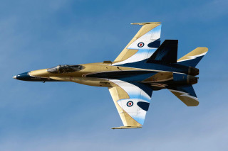 Gold blue jet flying blue - a gold free wallpaper