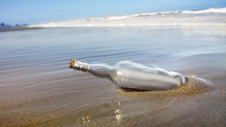 Message bottle beach shore waves - wave free wallpaper