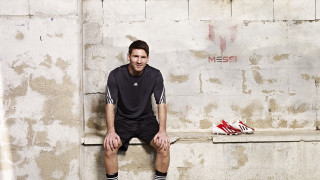 Man sitting ledge black shirt - magazine free wallpaper