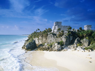 Beach castle ocean blue sky - a castle free wallpaper