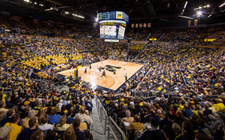 Stadium crowd basketball court night - a basketball court free wallpaper