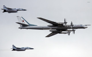 Four planes flying sky precisionism - the sky together free wallpaper