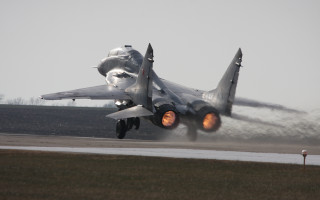 Jet taking off runway landing - a landing free wallpaper