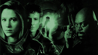 Group people dark room green - green light free wallpaper