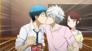 Kissing couple room mirror food - a couple of people free wallpaper for desktop
