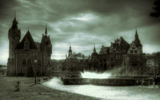 Large building fountain cloudy sky 3 - a few person free wallpaper