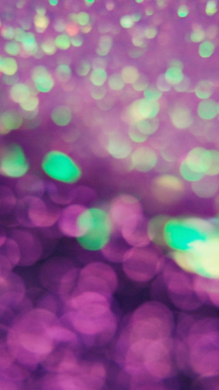 Blurry purple background green circles - holography free wallpaper