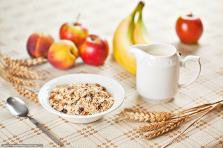 Bowl cereal pitcher milk fruit - a spoon free wallpaper