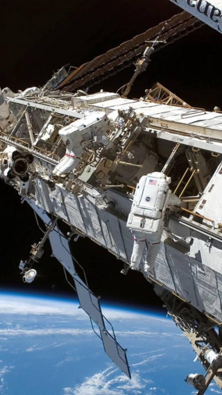 Space station satellite earth background - space art free wallpaper