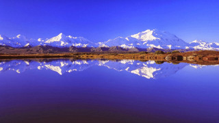 Mountain range reflection lake blue 6 - a lake free wallpaper