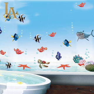 Bathtub window wall fish name - under free wallpaper