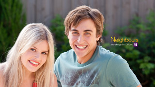 Young man woman smiling picture - a picture together in front free wallpaper