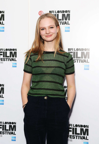 Emma geary green black shirt - private press free wallpaper