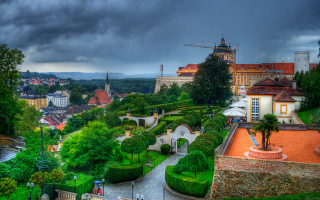 City trees buildings cloudy sky - heidelberg school free wallpaper