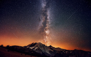 Night mountain star shooting star - star in the foreground free wallpaper