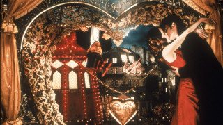 Man woman stage heart curtain - david lachapelle free wallpaper
