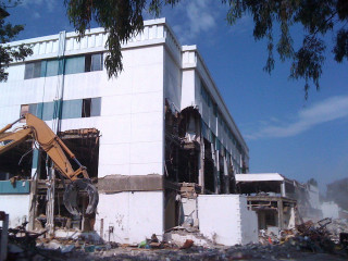 Demolished building bulldozer large window - elbridge ayer burbank free wallpaper