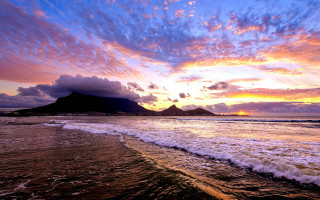Sunset beach waves mountains clouds - colorful cloud free wallpaper