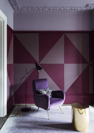 Purple chair lamp rug cubist - bold free wallpaper