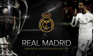 Real madrid soccer player holding - realism free wallpaper