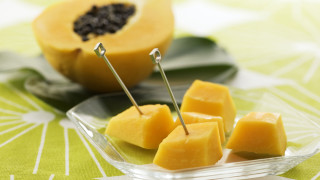Mangoes plate green leaf tablecloth - ding yunpeng free wallpaper