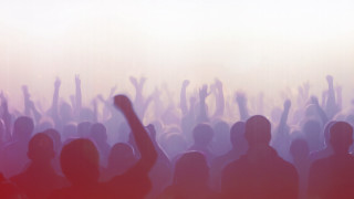 Concert crowd pink blue silhouette - a concert free wallpaper