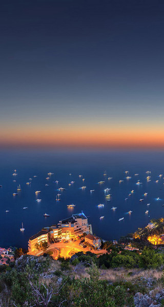 City water night boats hill - a matte painting free wallpaper