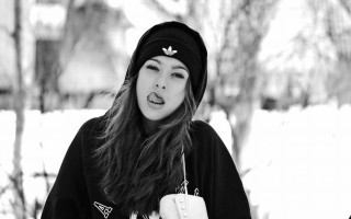 Woman hat drink snow covered - rasquache free wallpaper