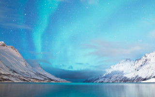 Mountain lake stars aurora night 2 - an gyeon free wallpaper for desktop