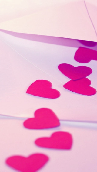 Hearts white surface pink background - florianne becker free wallpaper