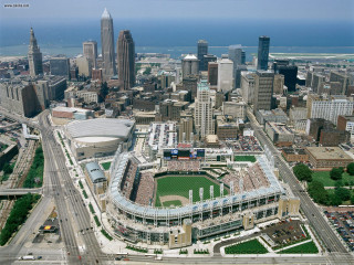 City stadium background urban architecture - a large city in the background free wallpaper