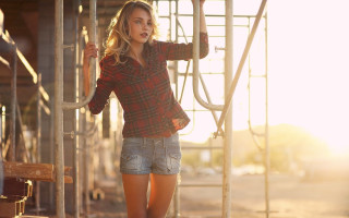 Woman plaid shirt denim shorts 2 - contemporary fashion free wallpaper