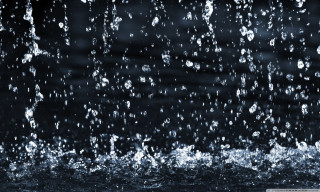 Black white water droplets window - incoherent free wallpaper