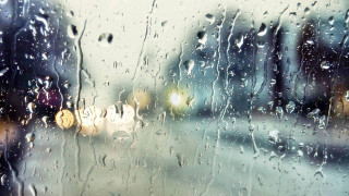 Rain covered window street light - a photorealistic painting free wallpaper
