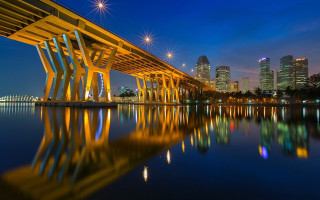 Bridge water city night lights 18 - a bridge over a body of water free wallpaper
