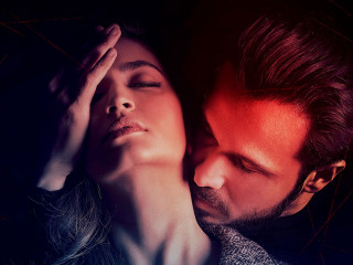 Man woman kissing dark eyes - a man and woman free wallpaper