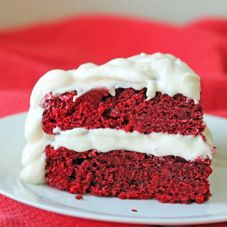 Red velvet cake white frosting - a piece free wallpaper