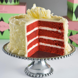 Red white cake slice green - bourgeoi free wallpaper