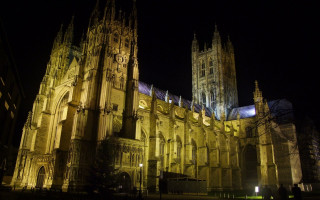 Cathedral night clock tower people - a large cathedral free wallpaper
