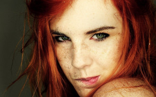 Freckled greeneyes redhair portrait pointillism - pointillism free wallpaper
