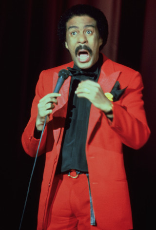 Red suit singing microphone black - dennis flanders free wallpaper